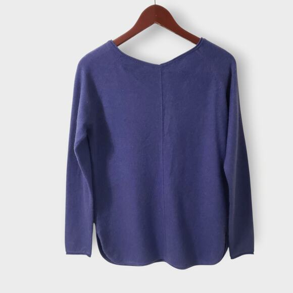 Neiman Marcus Womens Cashmere Sweater Periwinkle Blue Sz Lg *FLAWED* - Picture 6 of 14